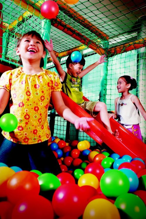 Childern Play with balls