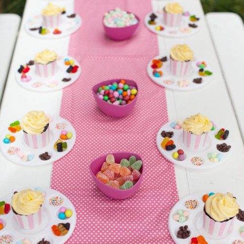 Cupcake decoration on Table